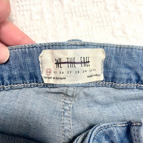 We The Free Zebra Print Low Rise Flare Leg Jeans Blue Size 26 - Picture 4 of 7